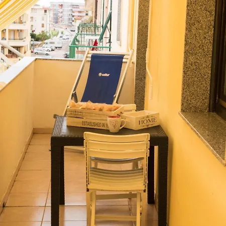 Llucia Bed & Breakfast *